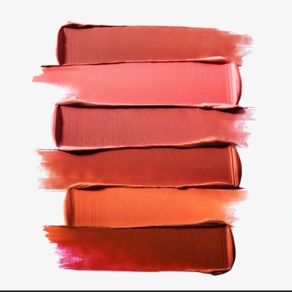 Iconic London Multi Use Lip & Cheek Palette - Picture 2 of 6